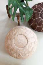 Nahast beez põrandapadi