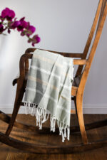 oliiviroheline-triibuline-rannalina Oliiviroheline triibuline rannalina