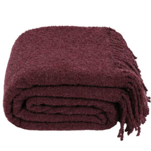 Tumepunane boucle pleed
